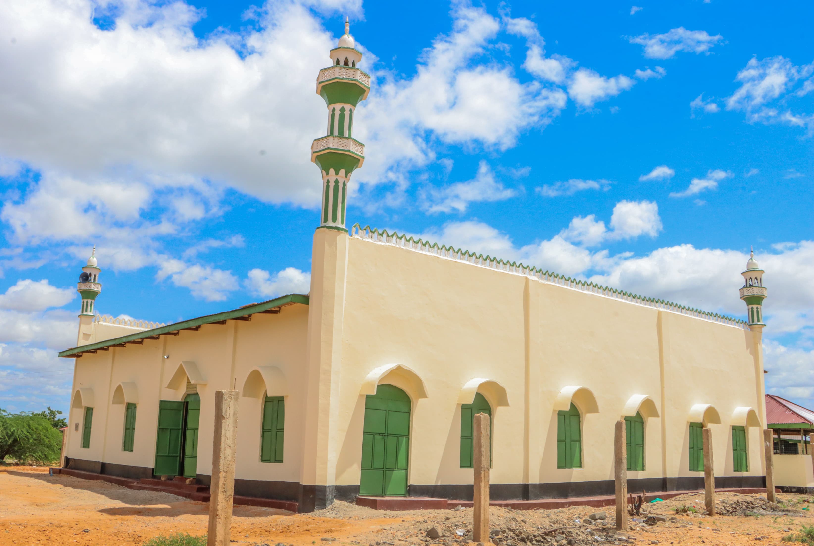 بناء مسجد باسم ميادة محمد أمين كجك وزوجها عبد الودود شماع رحمهما الله